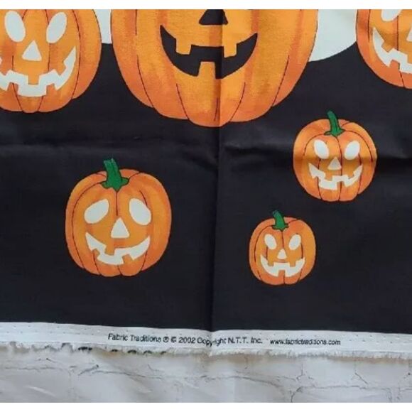 Ghosts Jack o' Lanterns Glow in the Dark Fabric Halloween Quilt Panel  2002 - Picture 3 of 3